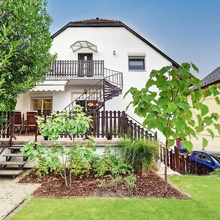 6rooms Heviz-balaton Apartment *