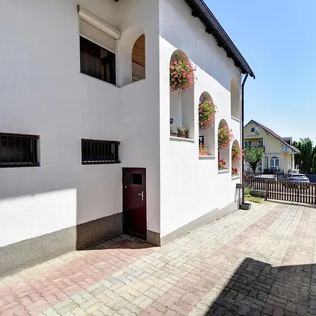 Apartmán 6rooms Hévíz-balaton *
